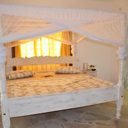 Bed and Breakfast Kimya House, Watamu Exterior foto