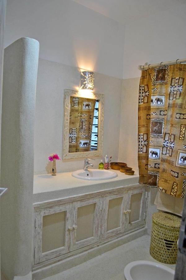 Bed and Breakfast Kimya House, Watamu Exterior foto